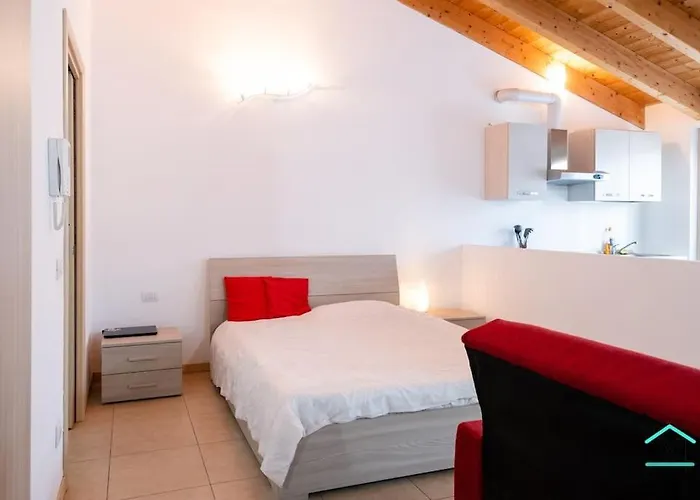 דירה Loft By Ixihome Travedona